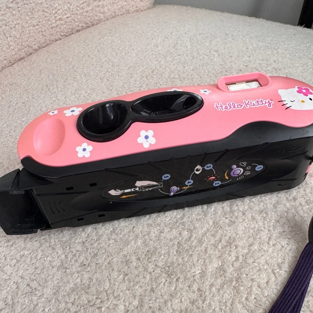 Polaroid Pink Hello Kitty Camera